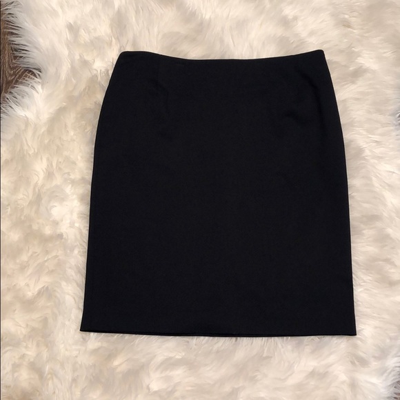 Akris Punto Dresses & Skirts - Akris Punto Navy Pencil Skirt